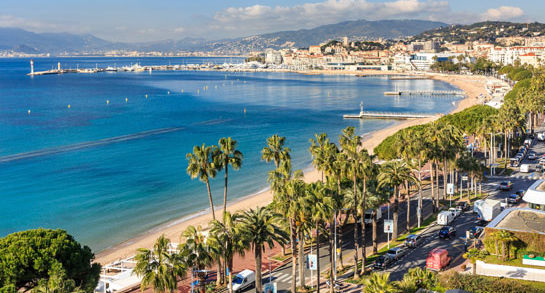Le vie del centro di Cannes intorno all'Hôtel Pantiero